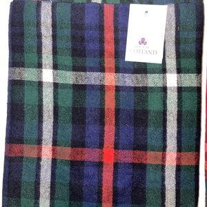 Cotton tartan pattern scarves from Scotland
